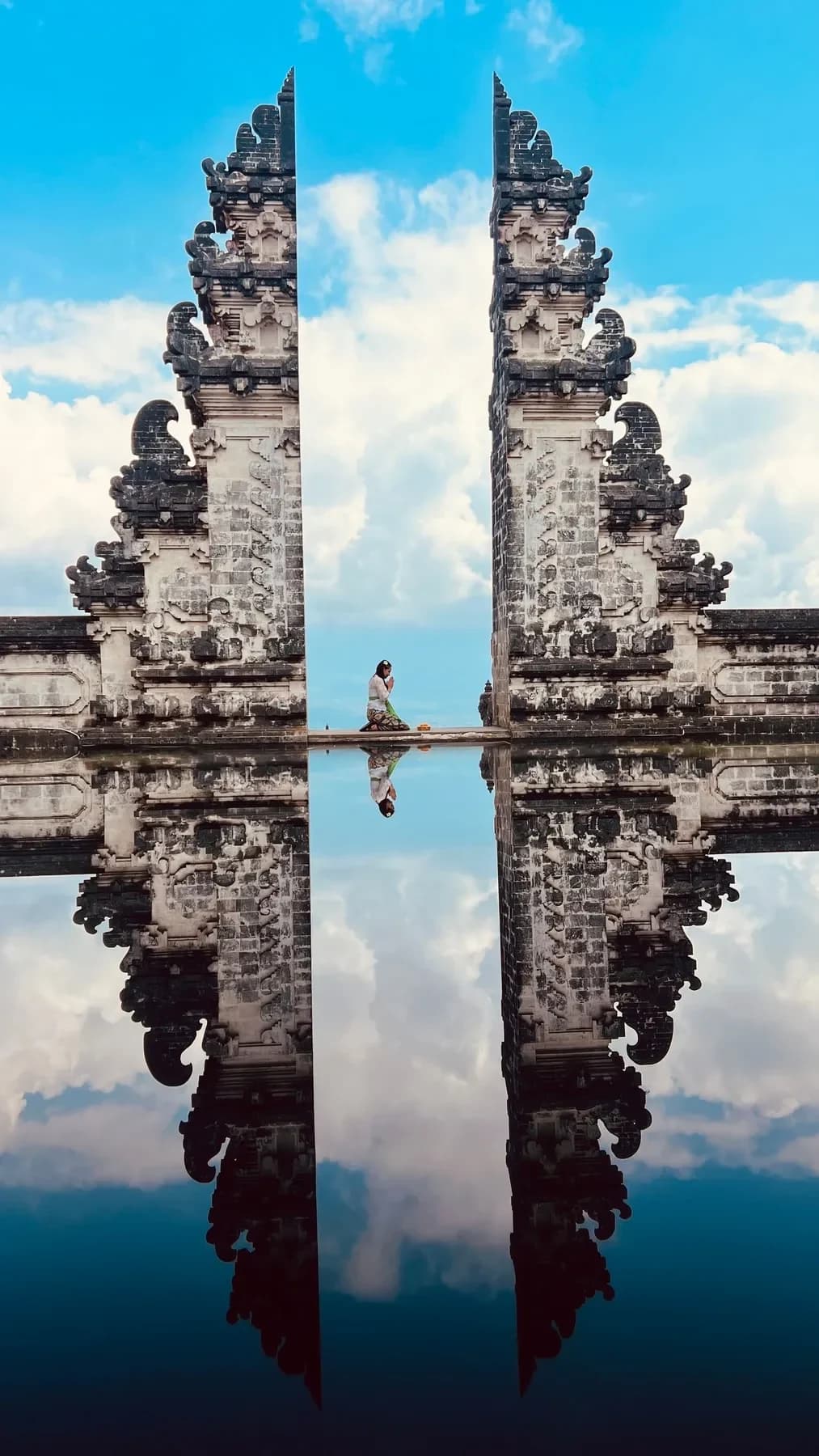 Bali Instagram / Gate of Heaven Tour - East Bali Gate of Heaven